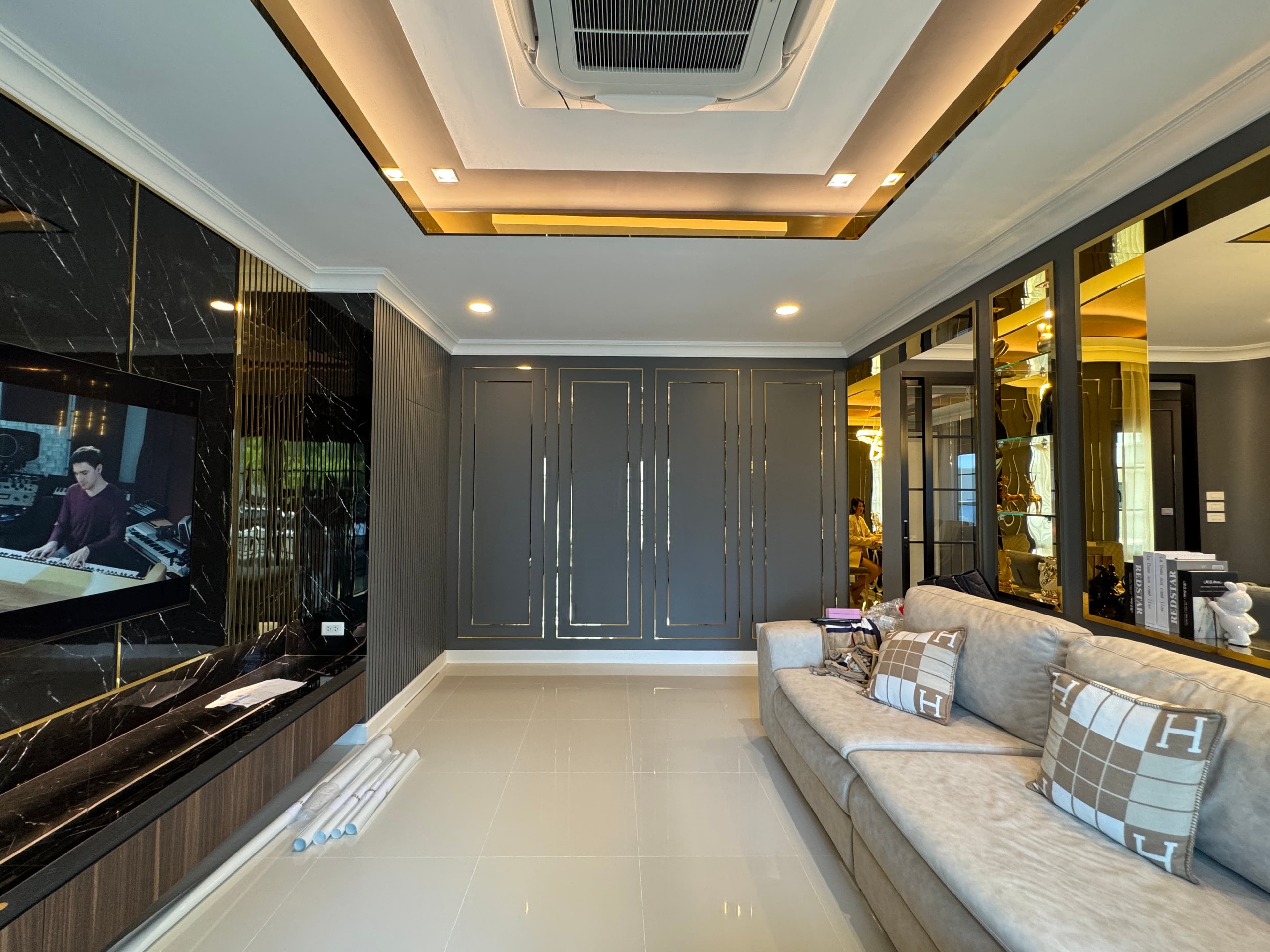 Baan Centro Bangna interior design photo 20