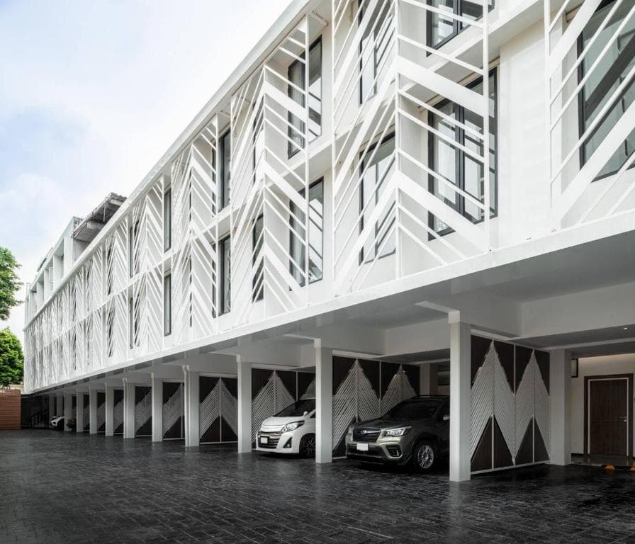 Lucky Hotel interior design photo 1
