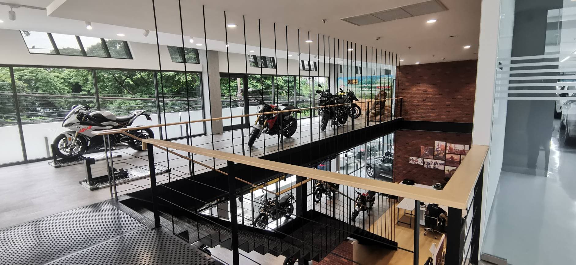 Millennium Auto Ladprao interior design photo 5
