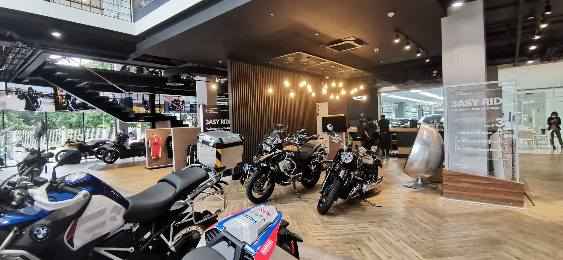 Millennium Auto Ladprao interior design photo 6