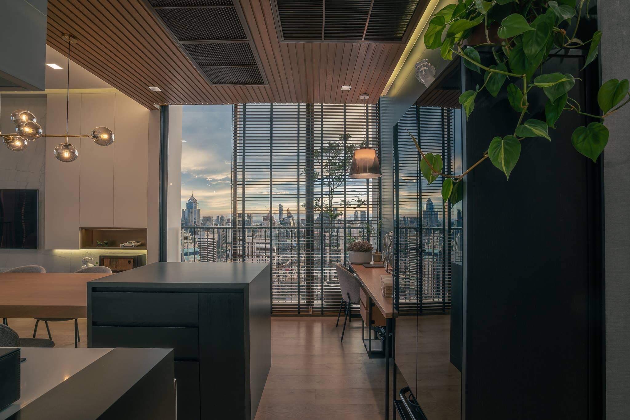 Condo Noble BE 19 interior design photo 2