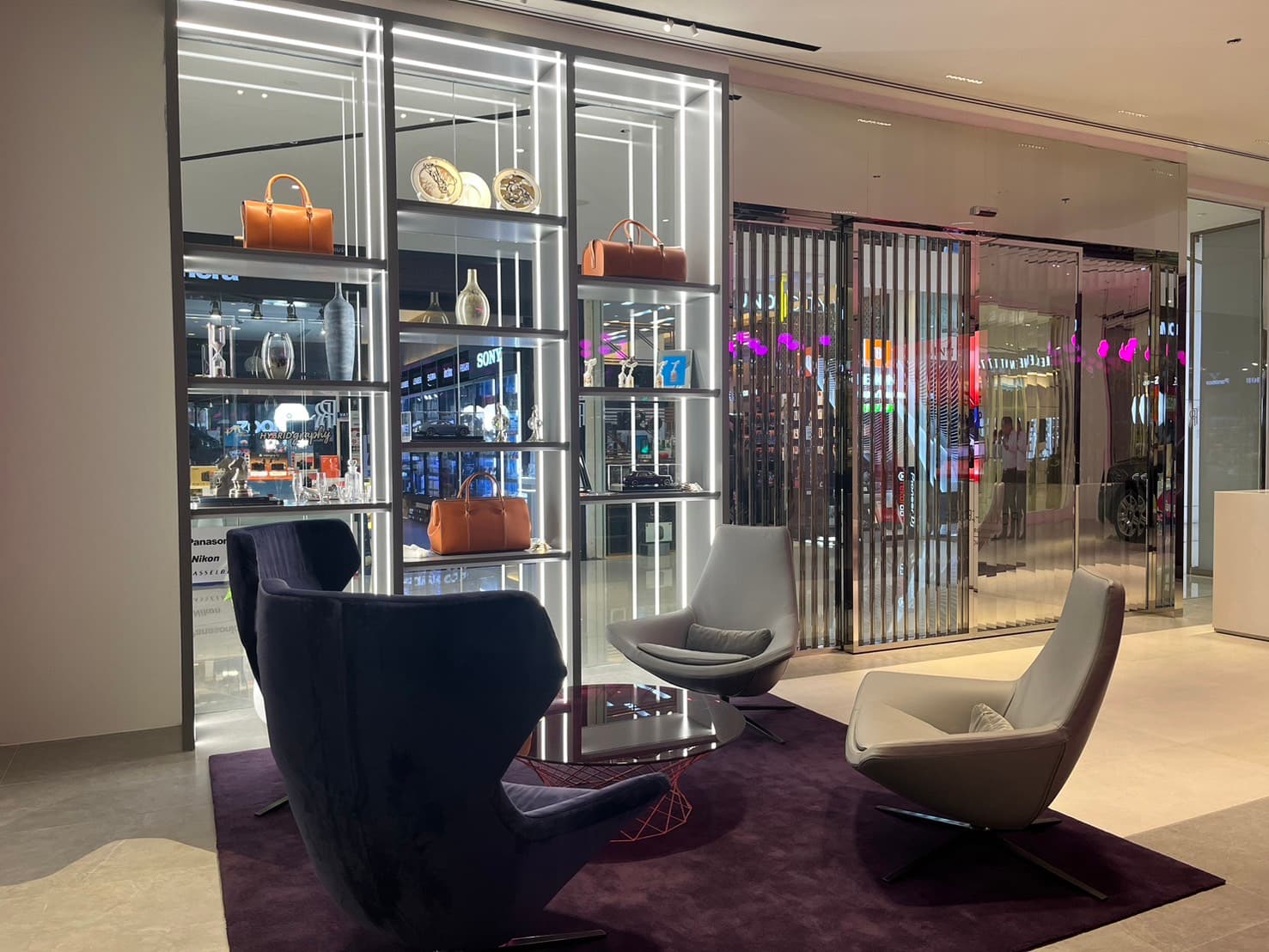 Rolls-Royce Siam Paragon interior design photo 3