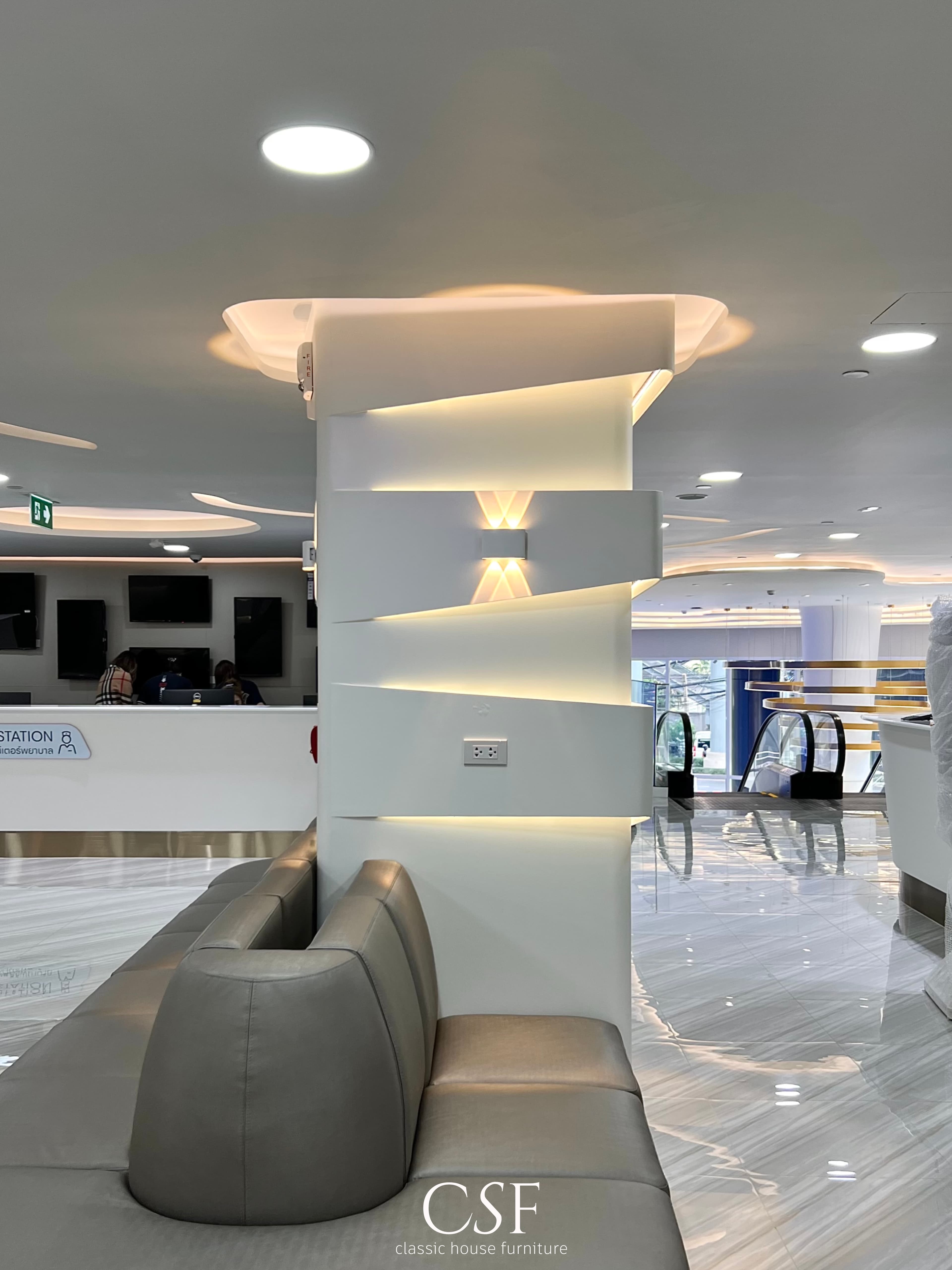 S Spine Hospital interior design photo 4