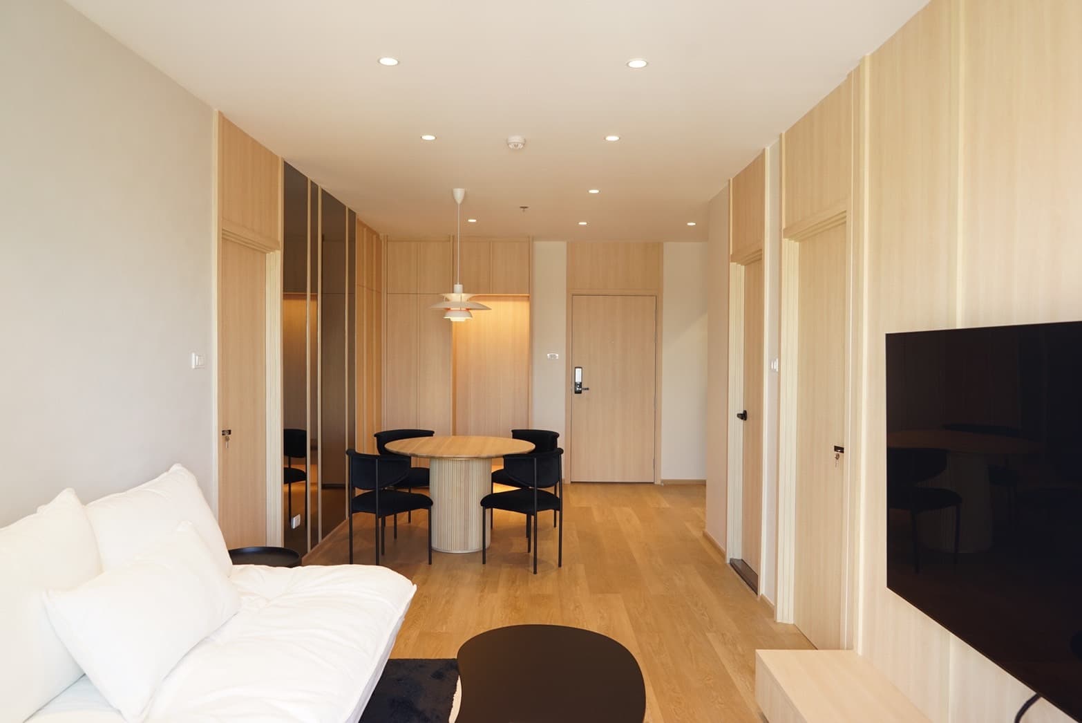 Condo Supalai interior design photo 2